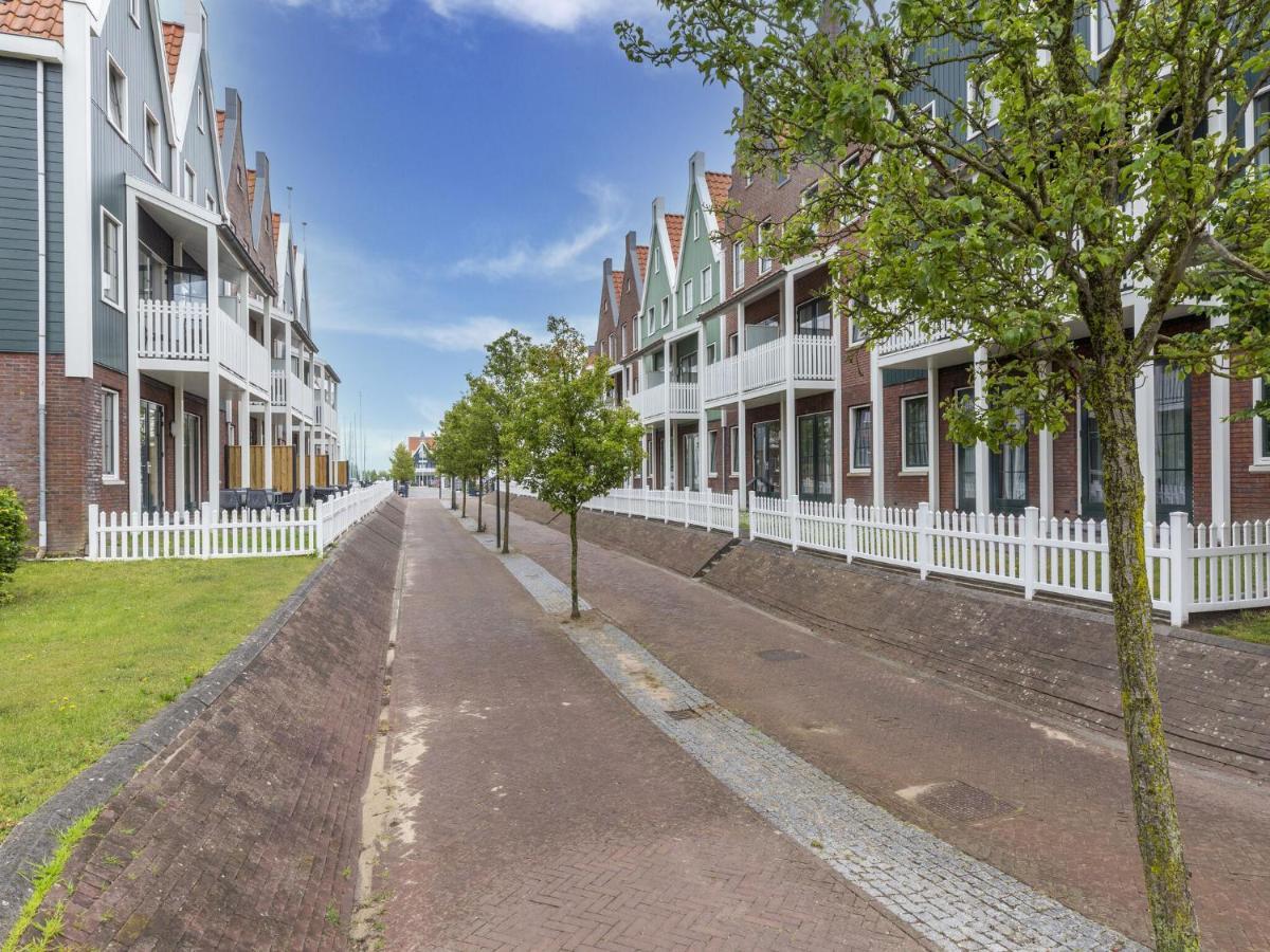 Luxury Houseboat In Volendam Marina Otel Dış mekan fotoğraf